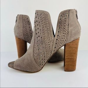Carlos Santana V-cut Laser-Cut Block Booties